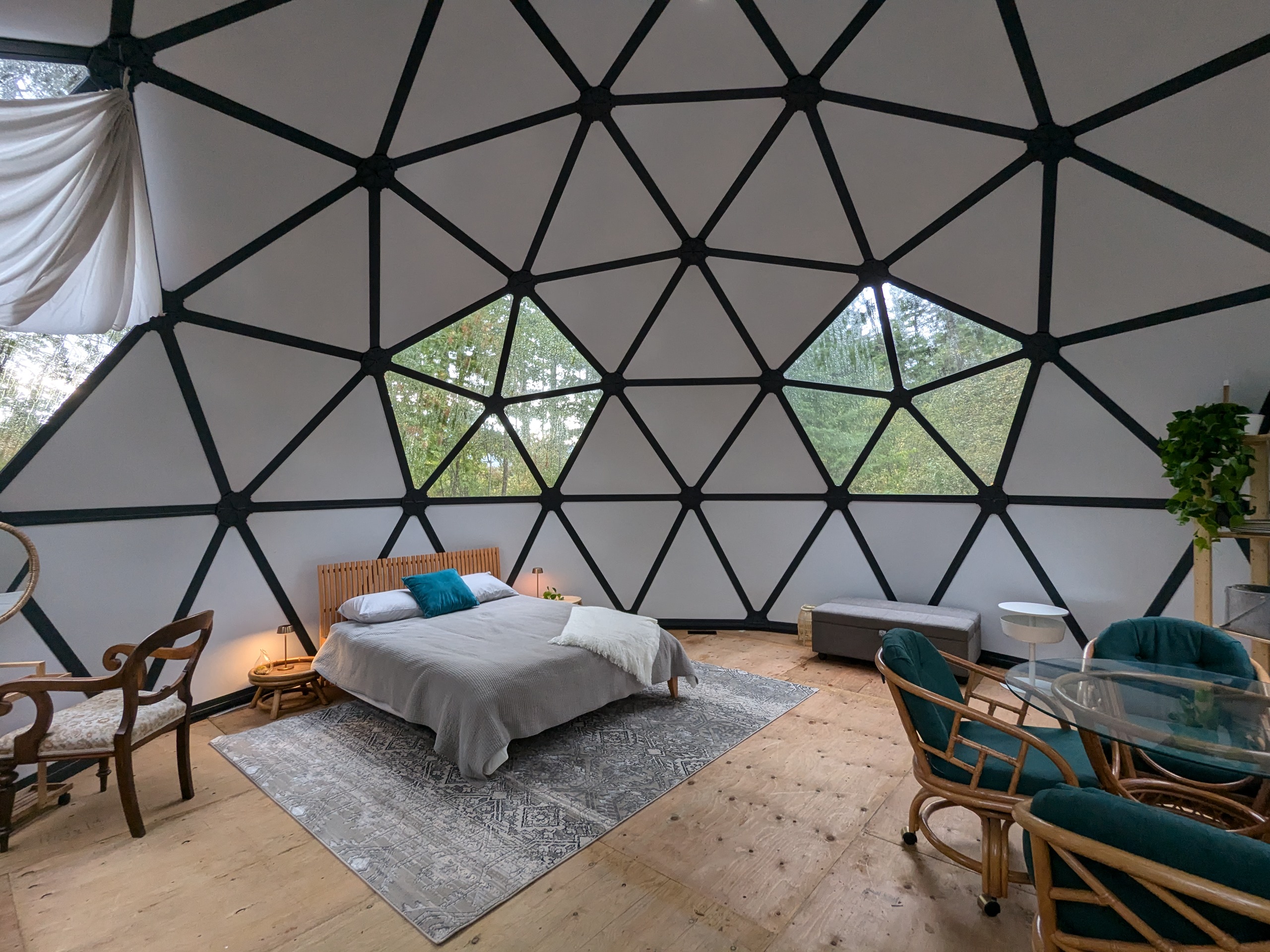 Interior view of the dome facing west